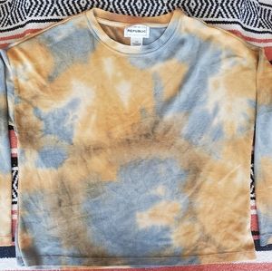 NWOT Tie Dye Thermal